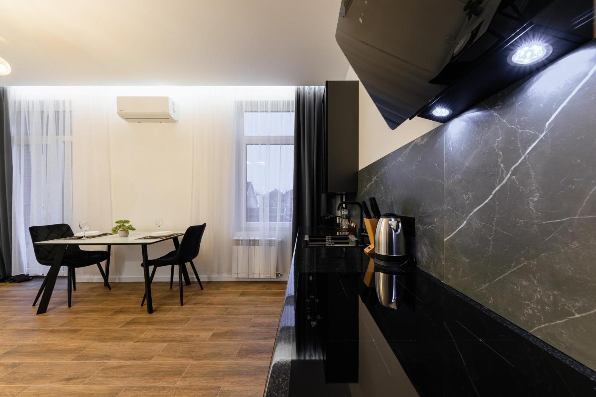 Luxury Apartments Laborca Uzhhorod Exterior foto